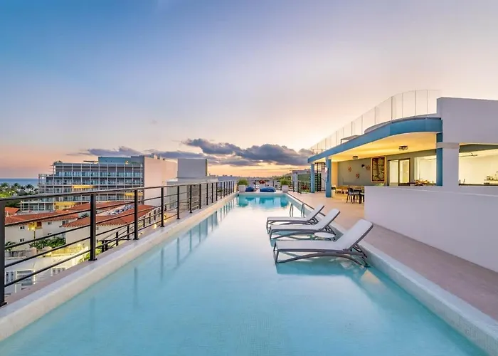 Hébergement de vacances Luxury 2br 2ba Ocean View 200m From