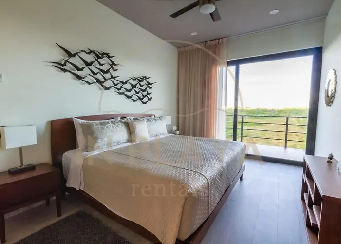 Luxury 2br 2ba Ocean View 200m From